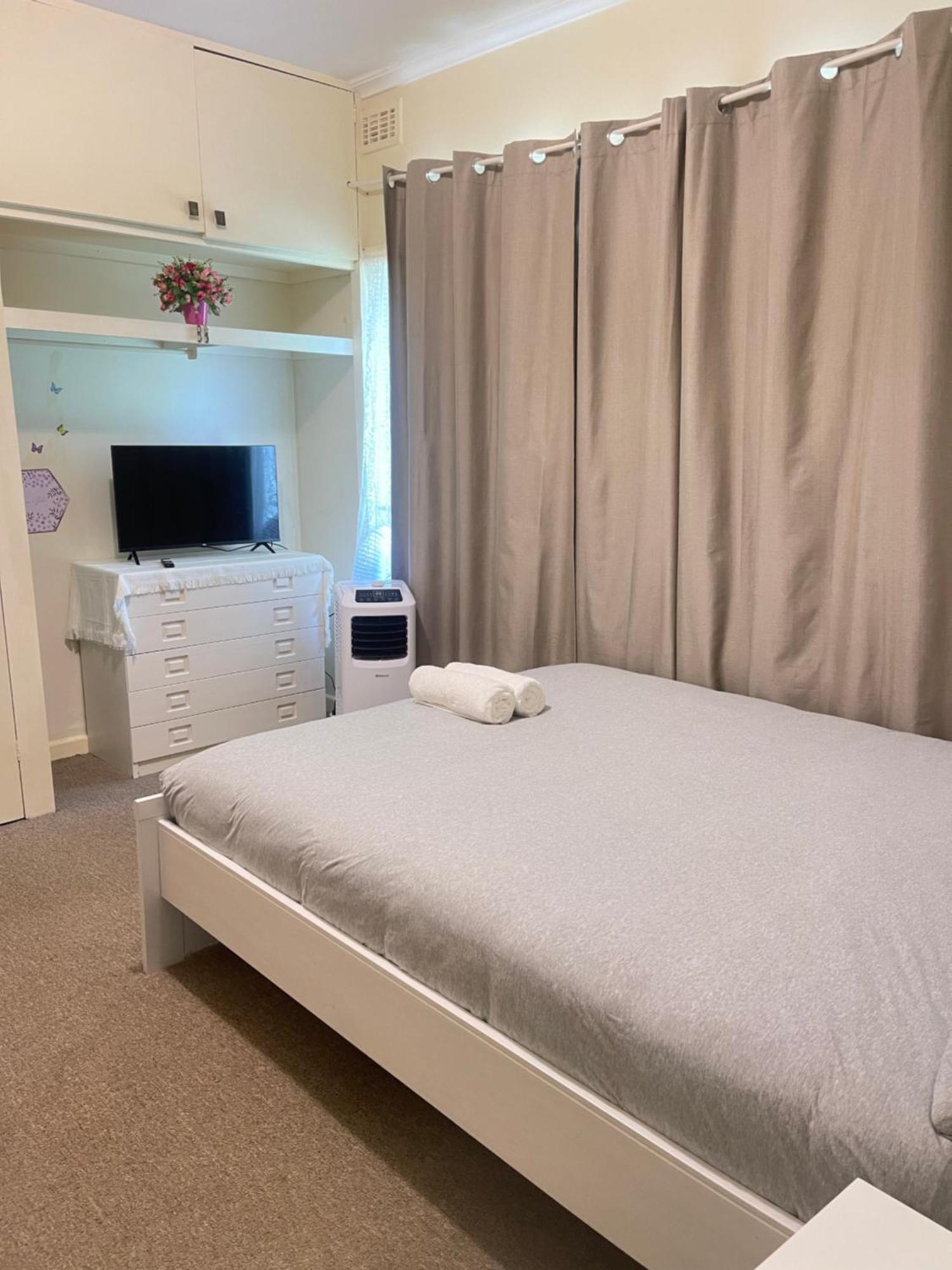 Guest house Dgh Werribee